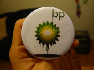Prett Buttoner: British Petroleum Button
