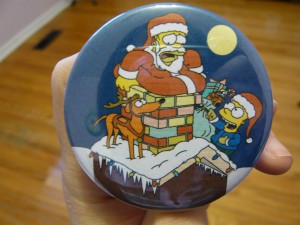 Pretty Buttoner: Simpson's Christmas Button