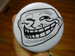 Pretty Buttoner: Troll Custom Button