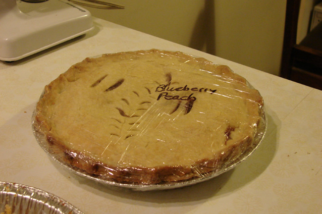 This Mary's Good Eats blueberry peach pie won't last long