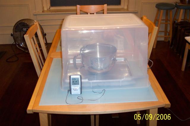 Proofing Box: DIY, plastic, heating pad